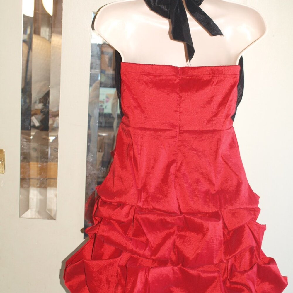 Short Red DRESS Size 5 By Pompous Girl  Used for photo shoot - Picture 9 of 11